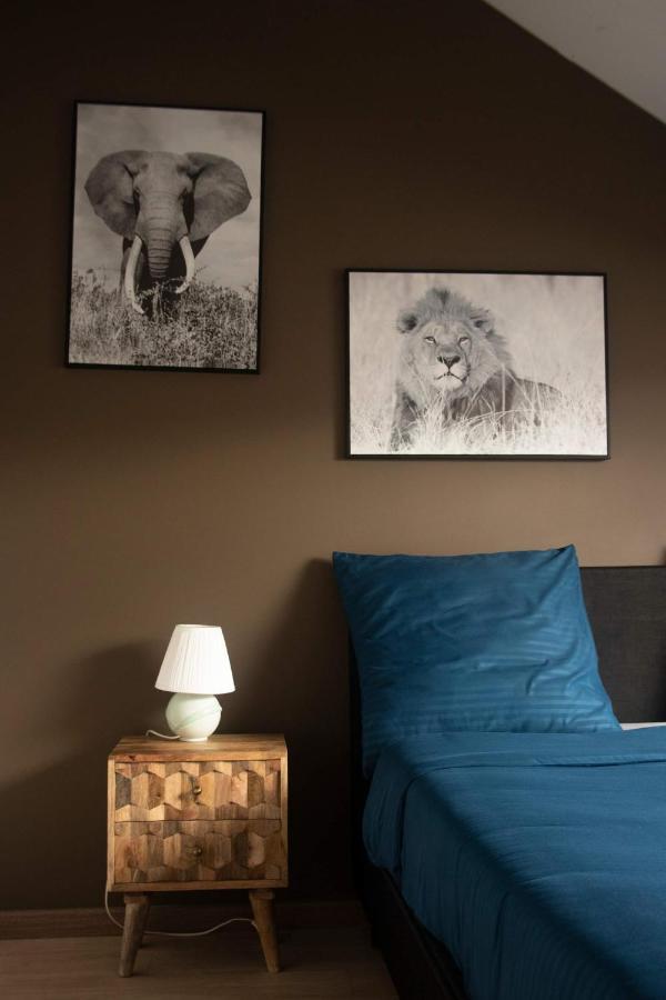 Cosy 2-Bedroom Apartment In The Center Of Hotton Bagian luar foto